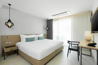 Deluxe Doppel- oder Zweibettzimmer — AtEase Phuket Patong